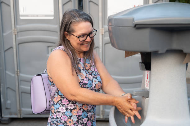 Best Portable toilet rental for construction  in Morton Grove, IL